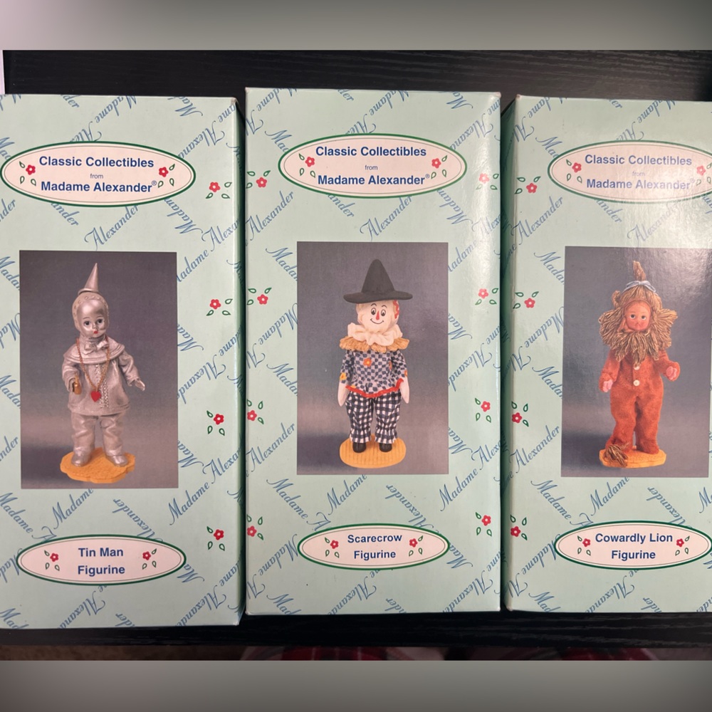 '99 Madame Alexander Wizard of Oz 7" Classic Collectible Figurine. ((Set))